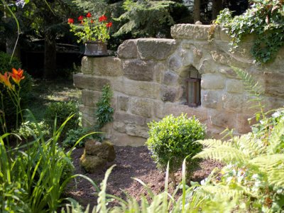 Gartenmauer im Mittelalter-Stil